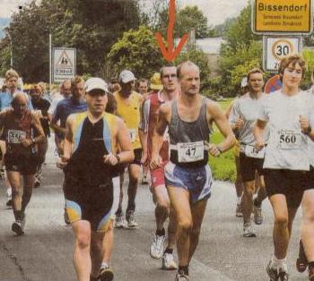 Marathon im FC Bayern Trikot beim Osnabrücker Land Marathon 2006