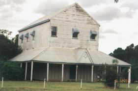 ein 'Geisterhaus' in Blackall